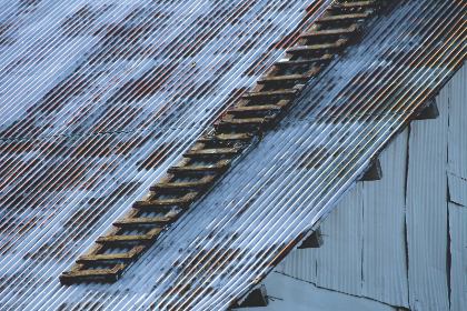Roofing Repair Contractors - R..