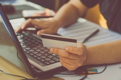 DeFi solutions for E-Commerce ..