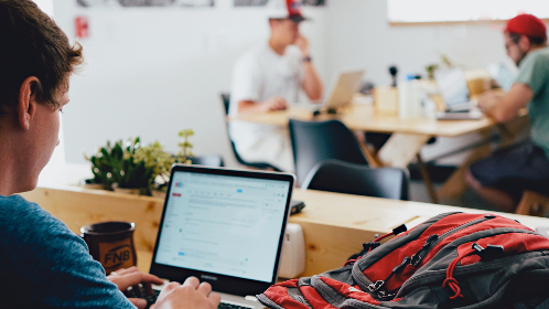 4 Reasons to Invest in Technol..