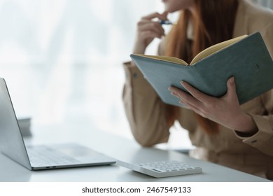 Are English speaking courses h..